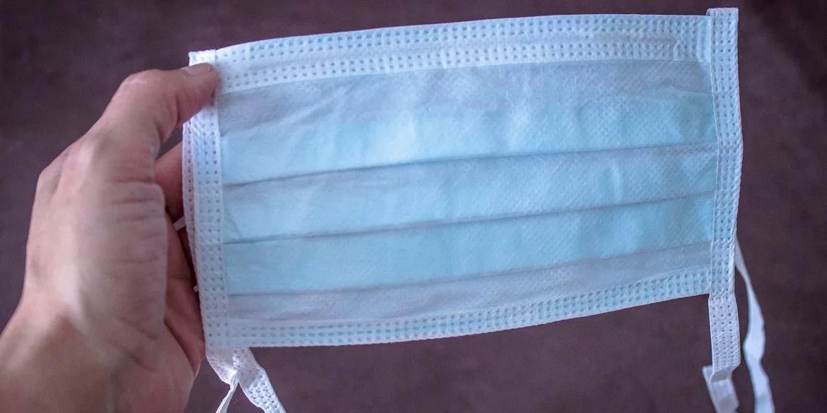 Com novas subvariantes em circulação, os casos de&nbsp;Covid-19&nbsp;voltaram a subir no Brasil. Especialistas ouvidos pelo Estadão comentam que, com a queda nas testagens, o número exato é encoberto de incertezas, [&hellip;]