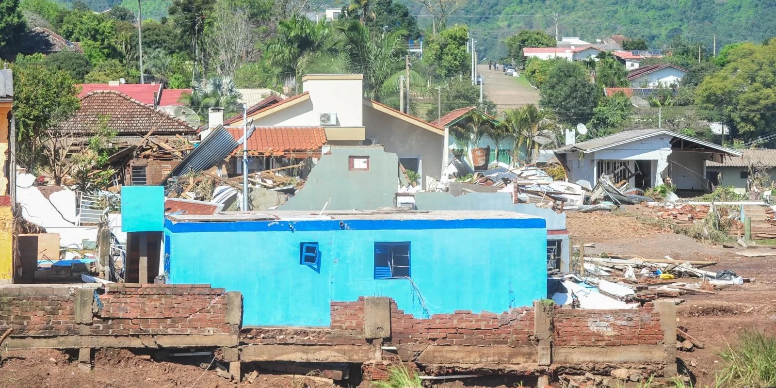 O&nbsp;vice-governador do Rio Grande do Sul, Gabriel Souza (MDB), afirmou nesta terça-feira, em coletiva na cidade de Encantado, que diminuiu para oito o número de desaparecidos por conta das&nbsp;enchentes, sendo [&hellip;]