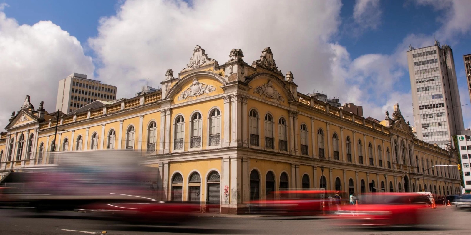 Estado deve ter virada no tempo a partir do meio da semana O sol aparece com nuvens no Rio Grande do Sul nesta terça, mas o Norte do estado e [&hellip;]