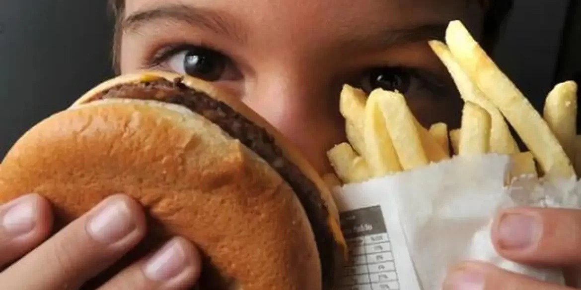 O número de crianças e adolescentes com excesso de peso aumentou no país entre 2019 e 2021, período que abrange a pandemia de Covid-19. Segundo levantamento do Observatório de Saúde [&hellip;]