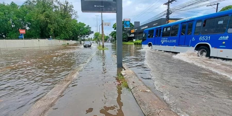 Estado sofre com uma atmosfera instável e poderá registrar temporais em pontos isolados A chuva segue no&nbsp;Rio Grande do Sul&nbsp;nesta quarta-feira. Por influência de uma atmosfera instável, o Estado terá [&hellip;]