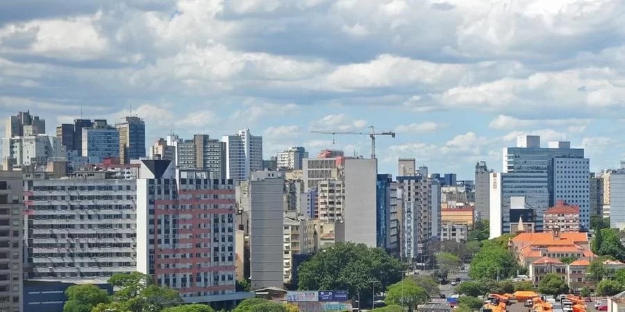 Há risco de chuva forte isolada no Litoral Norte O sol aparece com nuvens em quase todo o Rio Grande do Sul nesta quinta-feira, porém haverá áreas com maior nebulosidade, [&hellip;]