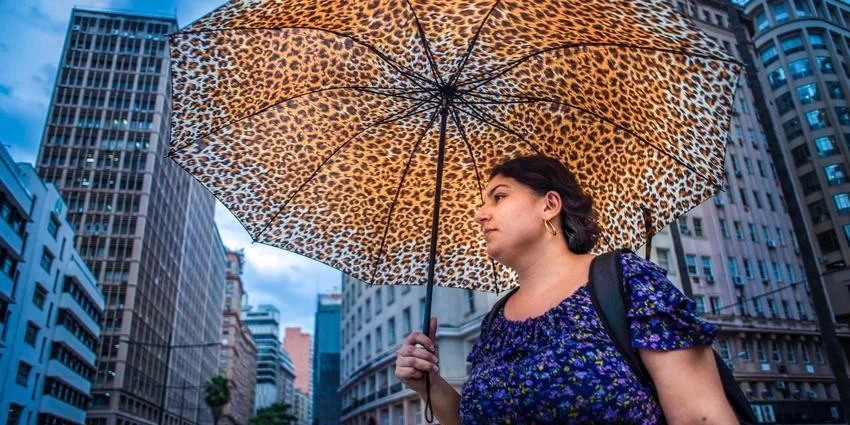 Tempo deve ter virada com grandes acumulados de chuva até o fim da quinta-feira O sol chega a aparecer com nuvens em diferentes pontos do estado nesta quarta-feira, mas com [&hellip;]
