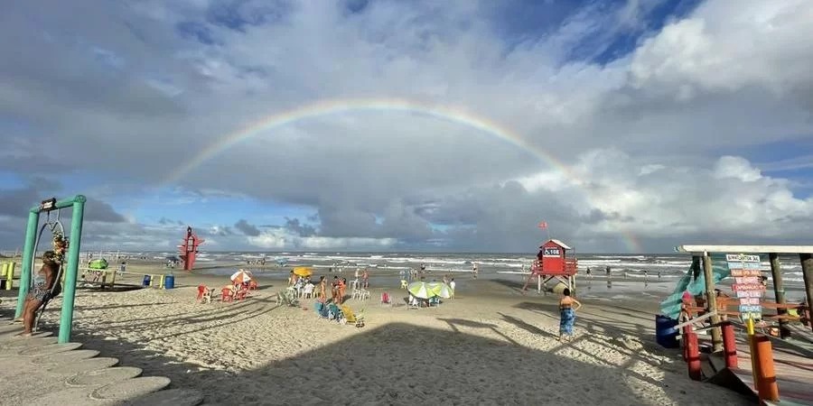 O sol irá predominar no Rio Grande do Sul nesta terça-feira, embora acompanhado por nuvens em todas as regiões. Pode ocorrer chuva localizada de verão no Norte do estado, nas [&hellip;]