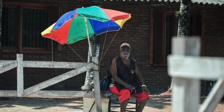 Dia será de calor, com umidade alta e abafamento Depois de dias com chuva em diversos municípios gaúchos, o sol volta aparecer na maior parte do Rio Grande do Sul [&hellip;]