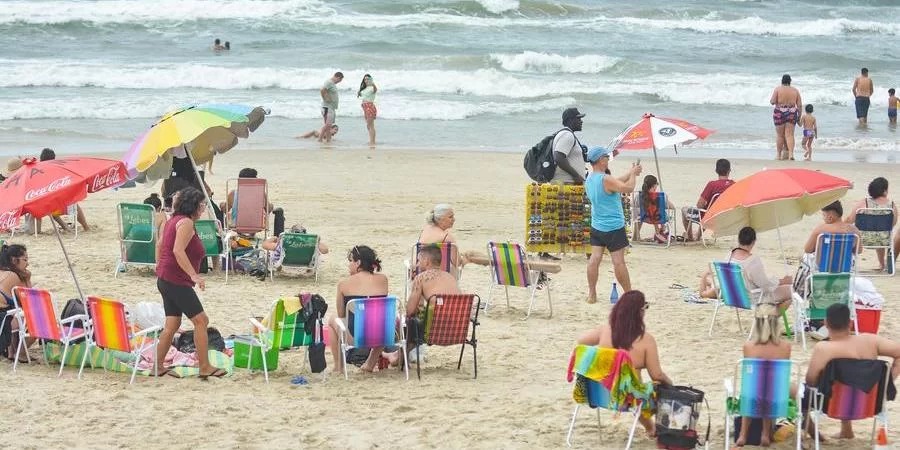 O primeiro sábado de março no Rio Grande do Sul será marcado pelo predomínio do sol em todas as regiões, embora haja a presença de nuvens. O ar mais seco [&hellip;]