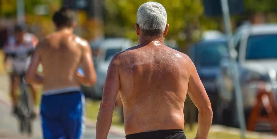Calor deve aumentar nos próximos dias A segunda-feira será de sol em praticamente todo o Rio Grande do Sul. Segundo a MetSul, ainda que acompanhado por nuvens esparsas em todas [&hellip;]