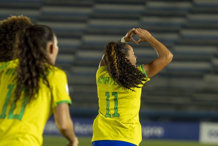 O&nbsp;Brasil está classificado ao quadrangular final do Sul-Americano Feminino sub-20.&nbsp;Na noite da última quinta-feira (18),&nbsp;a equipe venceu a Venezuela por 2 a 1&nbsp;para garantir o avanço antecipado. A partida, em [&hellip;]