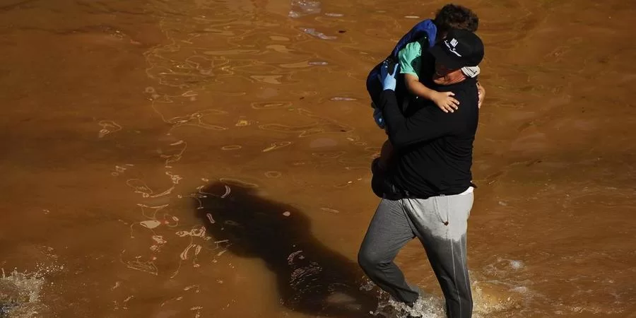 Estado receberá nesta quarta primeiro grupo com 100 homens O Rio Grande do Sul receberá nos próximos dias o auxílio de 400 homens da Força Nacional devido aos efeitos das [&hellip;]