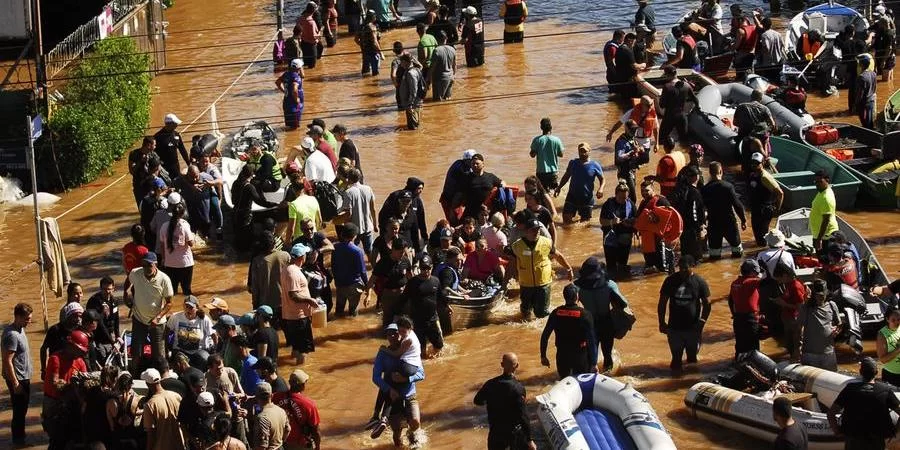 Medida foi tomada em razão das enchentes no Estado. O senador Paulo Paim revelou a esta coluna nesta terça-feira que o governo federal irá suspender até dezembro o pagamento da [&hellip;]