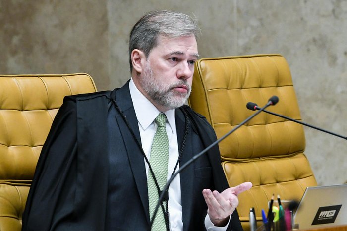 O Supremo Tribunal Federal&nbsp;(STF) retoma&nbsp;nesta terça-feira (25)&nbsp;o julgamento que pode descriminalizar o uso pessoal de maconha. O placar está em cinco a três para extinguir a punibilidade do crime, estabelecendo [&hellip;]