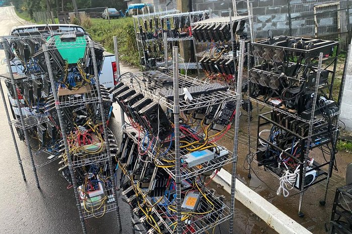 Uma ação realizada pela Polícia Civil, em conjunto com o setor de Segurança Coorporativa da RGE, descobriu uma mineradora clandestina de criptomoeda em Canela. No local, uma casa com muros altos no [&hellip;]