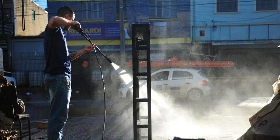 Massa de ar quente manterá temperaturas acima da média e chuva escassa pelo menos até a metade de junho O inverno está prestes a “entrar em férias” no Rio Grande [&hellip;]