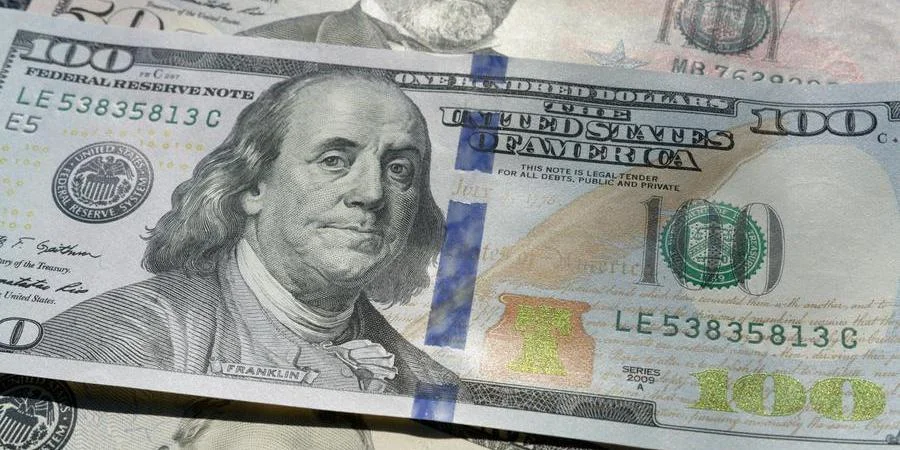 Ibovespa, principal indicador da B3, caia 0,50%, para 121.715 pontos. Após a trégua da segunda-feira, 24, em que recuou para R$ 5,39, o dólar voltou a ser pressionado e chegou [&hellip;]