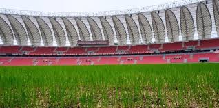 Cerca de 600 pessoas trabalham todos os dias, às vezes também à noite, para recuperar o Beira-Rio, que foi atingido pelas cheias. A previsão de reestabelecimento do estádio, deixando-o apto [&hellip;]