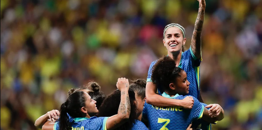 Seleção anotou 4 a 0 em preparação para os Jogos Olímpicos. A seleção brasileira de futebol feminino derrotou a Jamaica por 4 a 0, nesta terça-feira, na Arena Fonte Nova, [&hellip;]