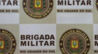 Na manhã desta terça-feira, (13/8), durante ação de fiscalização conduzida por uma guarnição da Brigada Militar de São Luiz Gonzaga em colaboração com a Secretaria de Agricultura de Bossoroca, na [&hellip;]
