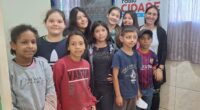 Na manhã de terça-feira 12, recebemos nos estúdios da Rádio Cidade, a visita dos alunos da Turma do 4° ano da Escola Laerte Missioneiro Dutra, acompanhados pela professora Bárbara Maciel. […]