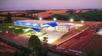A estrutura construída por uma fabricante de rodas mudou o cenário de uma das entradas de Tapera, município de quase 10,6 mil habitantes do norte gaúcho. A empresa investiu R$ 30 milhões na nova sede, […]