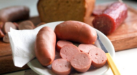 Trabalho pioneiro aponta elo entre consumo de embutidos e doença cardiovascular. Confira o que não deve faltar no cardápio para ajudar a equilibrar a pressão arterial Estão no grupo linguiça, […]