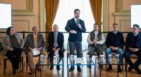 Com o objetivo de reunir subsídios e articular estratégias diante do anúncio das tarifas de 50% anunciadas pelos Estados Unidos (EUA) contra produtos brasileiros, o governo do Estado promoveu na […]