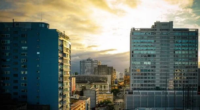 Dia começa frio e tarde terá temperaturas amenas O sol aparece em todo o Rio Grande do Sul mais uma vez neste sábado, mas com maior presença de nuvens. O […]