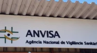A Agência Nacional de Vigilância Sanitária (Anvisa) aprovou esta semana o registro do medicamento Voranigo® (vorasidenibe), inibidor de enzimas, disponível no formato de comprimidos de uso diário produzidos pela farmacêutica […]