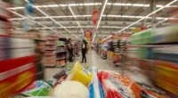 Desconto na conta de luz, queda no preço dos alimentos e gasolina mais barata são fatores que fizeram a prévia da inflação de agosto ficar negativa em 0,14%. Na média, […]