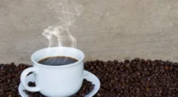 Tomar uma xícara de café ou chá bem quente, logo após o preparo, é um hábito comum na rotina de muitas pessoas. Mas um novo estudo publicado no British Journal of […]