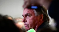 A defesa do&nbsp;ex-presidente Jair Bolsonaro&nbsp;pediu nesta segunda-feira, 12, que o&nbsp;Supremo Tribunal Federal (STF)&nbsp;volte a analisar a condenação imposta pela Primeira Turma ao recorrer contra a decisão que barrou a apresentação [&hellip;]
