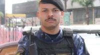 Uma troca de tiros resultou na morte de um agente da&nbsp;Guarda Civil Municipal (GCM)&nbsp;na tarde desta quarta-feira na rua Porto Alegre, no bairro Maria Regina, em&nbsp;Alvorada, na Região Metropolitana. Ele [&hellip;]