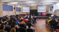 Os servidores técnico-administrativos em&nbsp;Educação&nbsp;que atuam nas universidades e institutos federais em Porto Alegre aprovaram, em assembleia geral na tarde desta segunda-feira, a deflagração de greve da categoria. Ao todo, são [&hellip;]