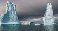 O estudo&nbsp;Planeta em Degelo, elaborado a partir de dados inéditos do Programa Antártico Brasileiro (Proantar), alerta para a&nbsp;aceleração do derretimento de geleiras, que soma 9.179 gigatoneladas (Gt)&nbsp;desde 1976 e ameaça [&hellip;]