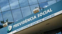Atendimento ao segurado será em Agência da Previdência Social Com as novas regras, o atendimento remoto passará a ter uma base normativa mais definida, deixando mais claros os tipos de [&hellip;]