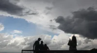 Impulsionado pelo ciclone, ar mais seco e ameno garante temperaturas agradáveis na maior parte dos municípios gaúchos O sol aparece entre nuvens em todo o&nbsp;Rio Grande do Sul&nbsp;nesta sexta-feira, 17, [&hellip;]