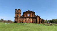 Conheça os municípios do noroeste do Rio Grande do Sul que guardam vestígios jesuítas, cultura variada e belezas naturais Este é um ano marcante para a região das Missões, no [&hellip;]