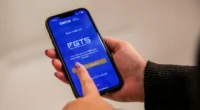 Trabalhadores poderão utilizar até 20% do saldo ou R$ 1 mil para amortização ou quitação de débitos Começa a valer nesta segunda-feira (25) o uso do Fundo de Garantia do [&hellip;]