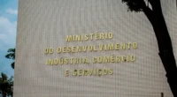 O Ministério do Desenvolvimento, Indústria, Comércio e Serviços (MDIC) afirmou nesta segunda-feira, 31, em nota, que o País está aberto ao diálogo com os Estados Unidos após conversa entre os [&hellip;]