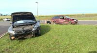 Um acidente de trânsito envolvendo uma Volkswagen Parati e um Honda Civic mobilizou as forças de segurança na tarde desta quarta-feira (30) no trevo de acesso ao município de Bossoroca. [&hellip;]